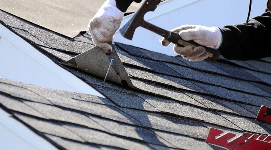 Professional residential roofers in Pickering, MO